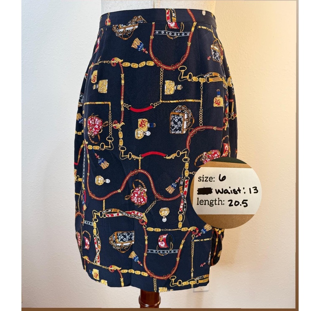 Petite Sophisticate Silk Skirt Size 6 Navy Blue Gold Chain Print Vintage - Picture 2 of 6